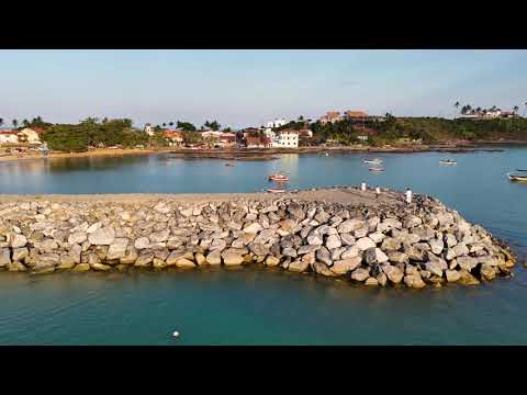 Sobrevoo de Drone na Praia de Meaípe, Guarapari – ES